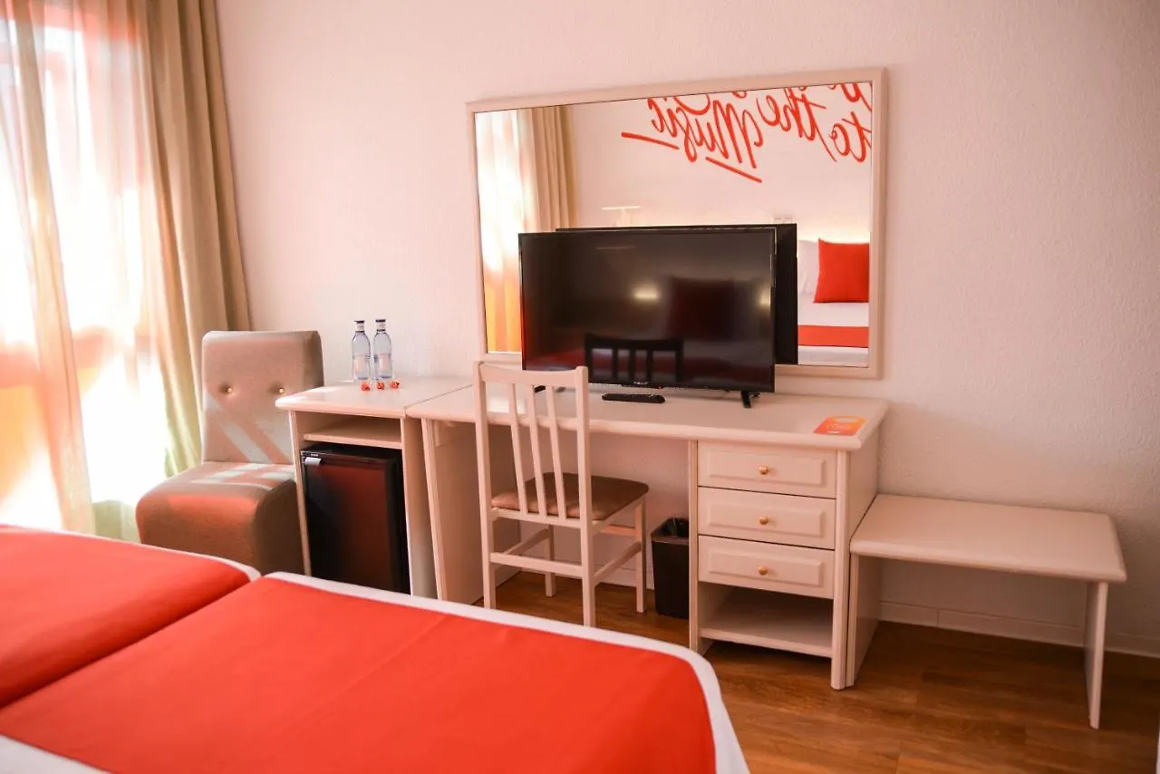 Lloret Vibe Affiliated By Fergus (Adults Only) Lloret de Mar